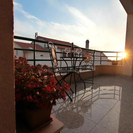 Appartement Ivona *