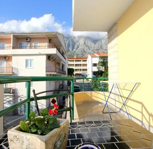 Ivona شقة ماكارسكا